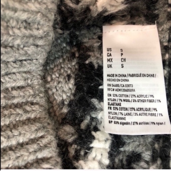 🆕 American Eagle high low gray pullover cozy knit gray white tunic sweat… - Picture 5 of 8